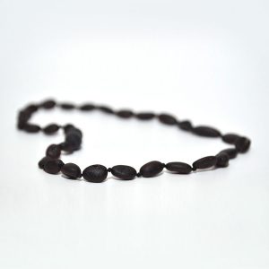 collar bebé sin pulir cherry 32 cms.